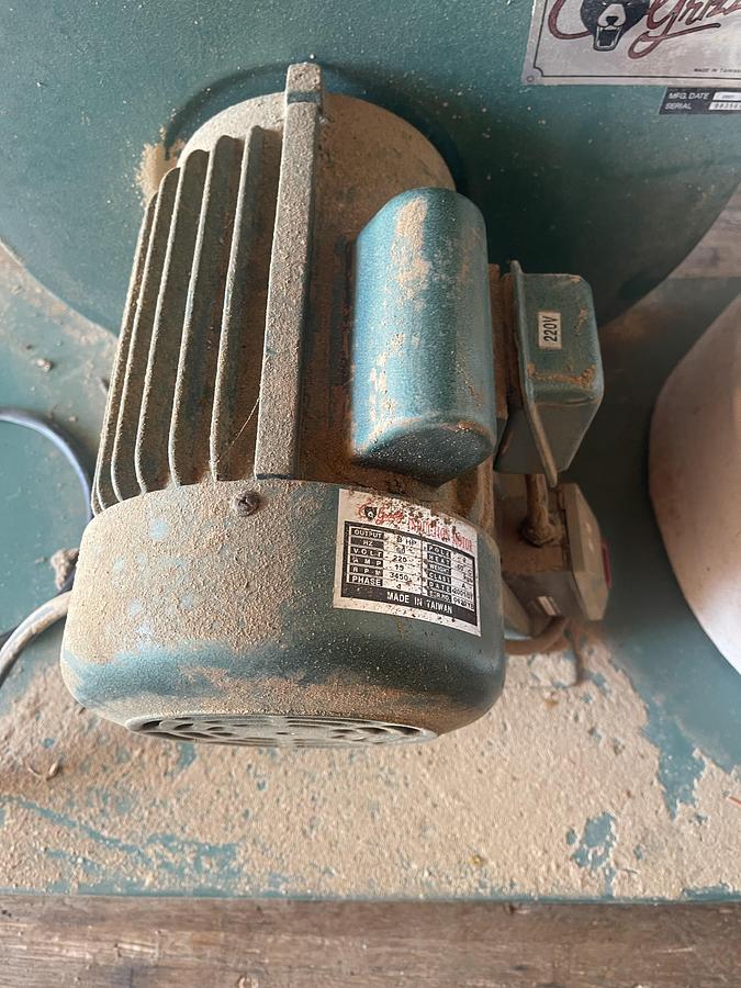 Used GRIZZLY 3HP DOUBLE-BAG DUST-COLLECTOR