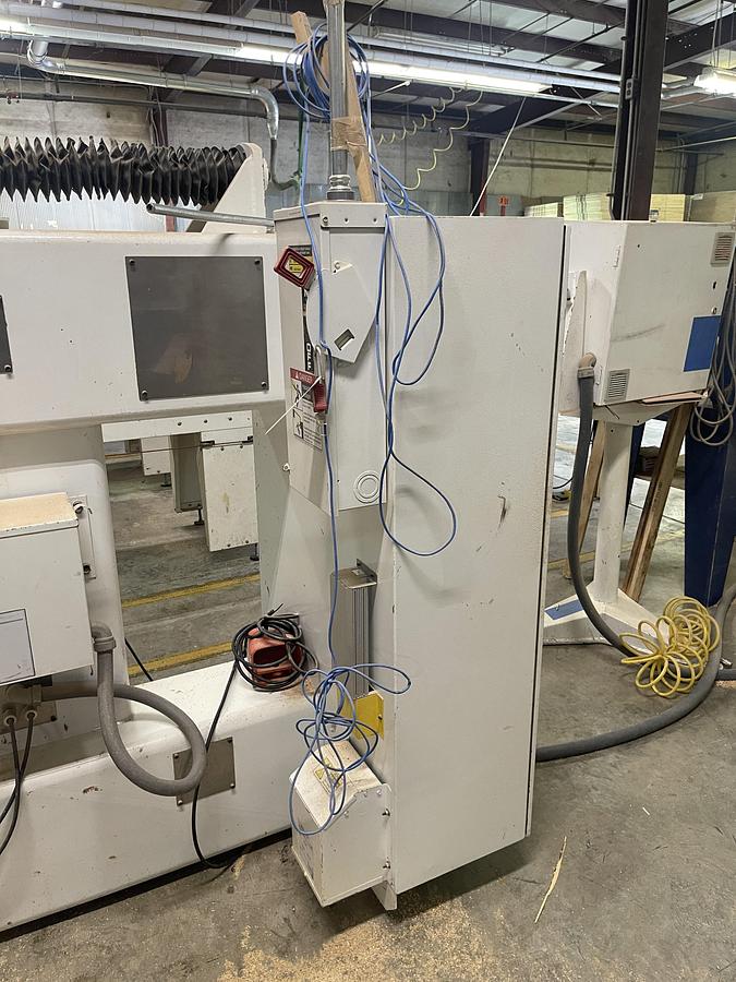 Used NORTHWOOD IH48, 4' x 8' ROLLER HOLD-DOWN 3-AXIS CNC ROUTER WITH MATERIAL HANDLING