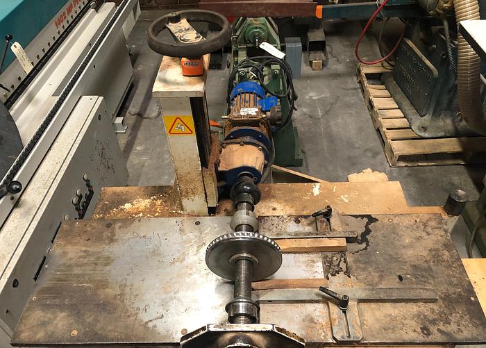 Used PISTORIOUS AM-270 ROTARY COMPOSITION PRESS W/ CONCAVE EMBOSSING WHEELS