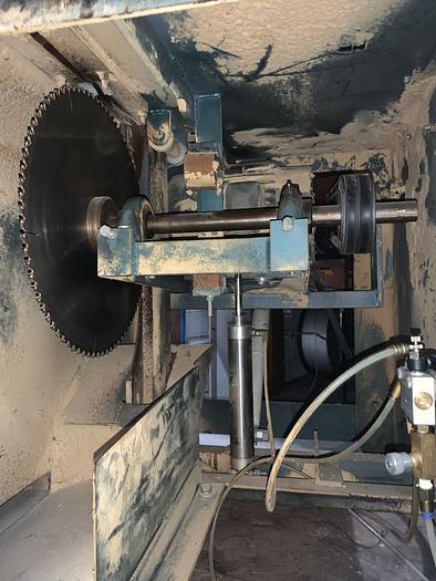 Used LAUDERDALE HAMILTON LH UP-CUT SAW WITH INFEED