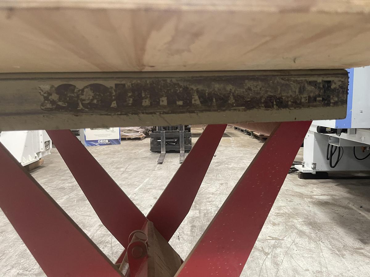 Used SOUTHWORTH 2' x 4' 1,500 LB. SCISSOR-LIFT