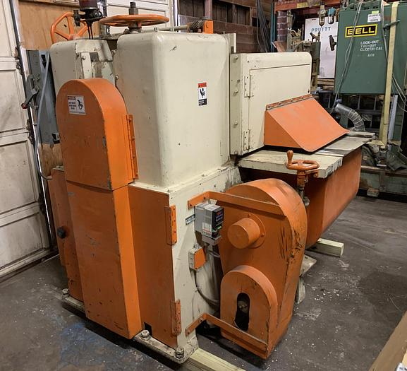 Used MEREEN-JOHNSON 424-DC, 24" GANG RIPSAW