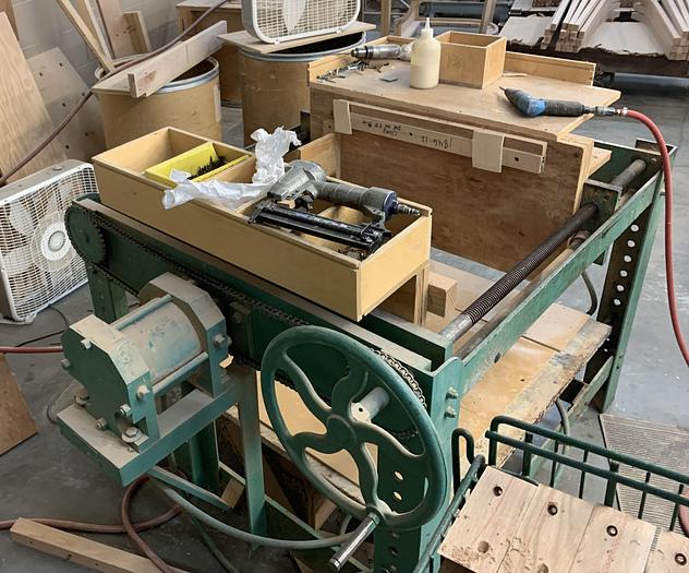 Used ONE-WAY "SQUARE" HORIZONTAL ASSEMBLY CLAMP