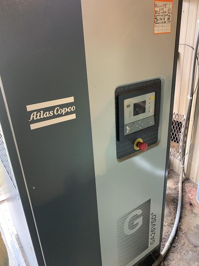 Used ATLAS COPCO GA26VSD+ 34 HP SREW-TYPE AIR COMPRESSOR