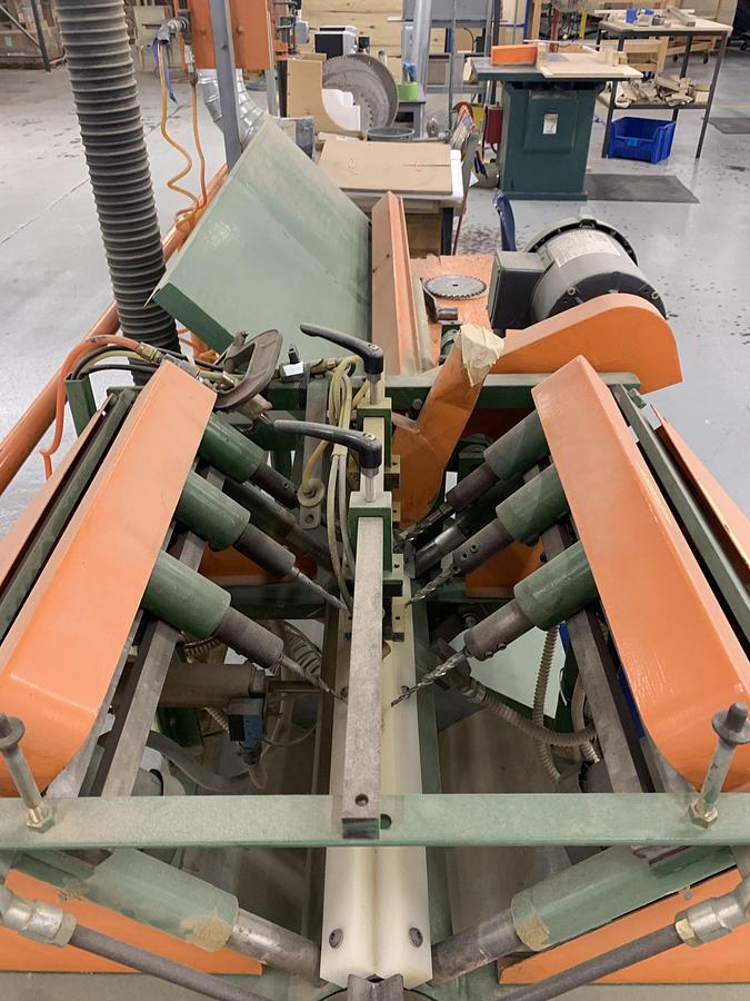 Used NICHOLS SEMI-AUTOMATIC CLEAT TRIM AND BORE MACHINE
