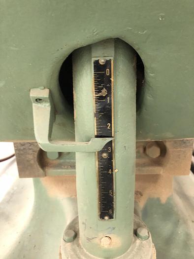 Used ROOT D-200 MULTIPLE-SPINDLE HORIZONTAL BORING MACHINE