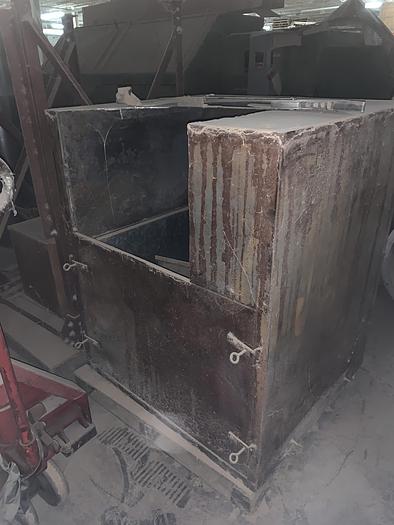 Used COMBINATION 10HP CYCLONE AND 8-BAG DUST-COLLECTOR