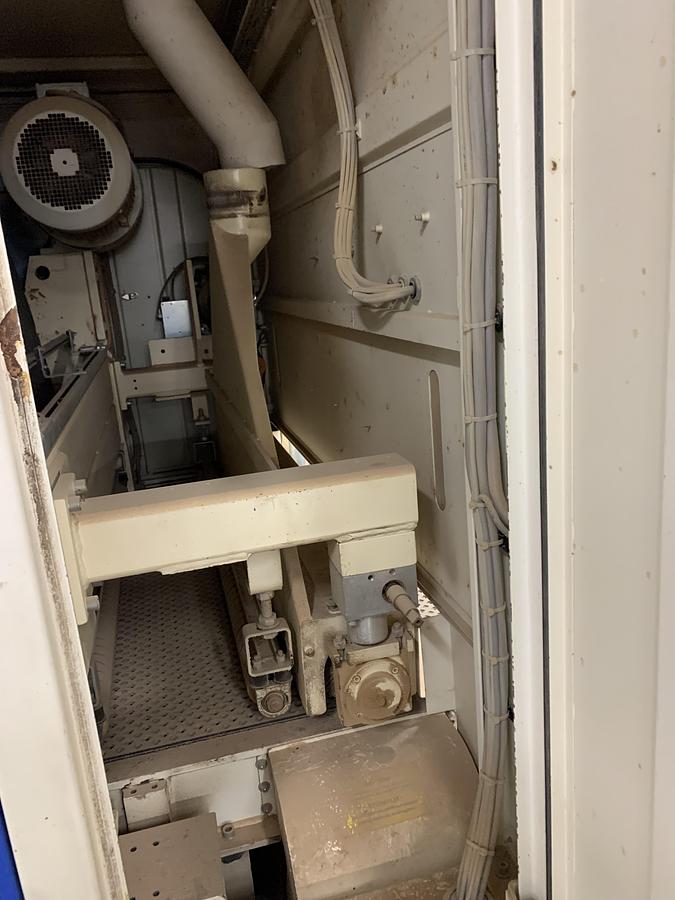 Used HEESEMANN LSM-8, 52", 4-HEAD WIDE-BELT FINISH SANDER