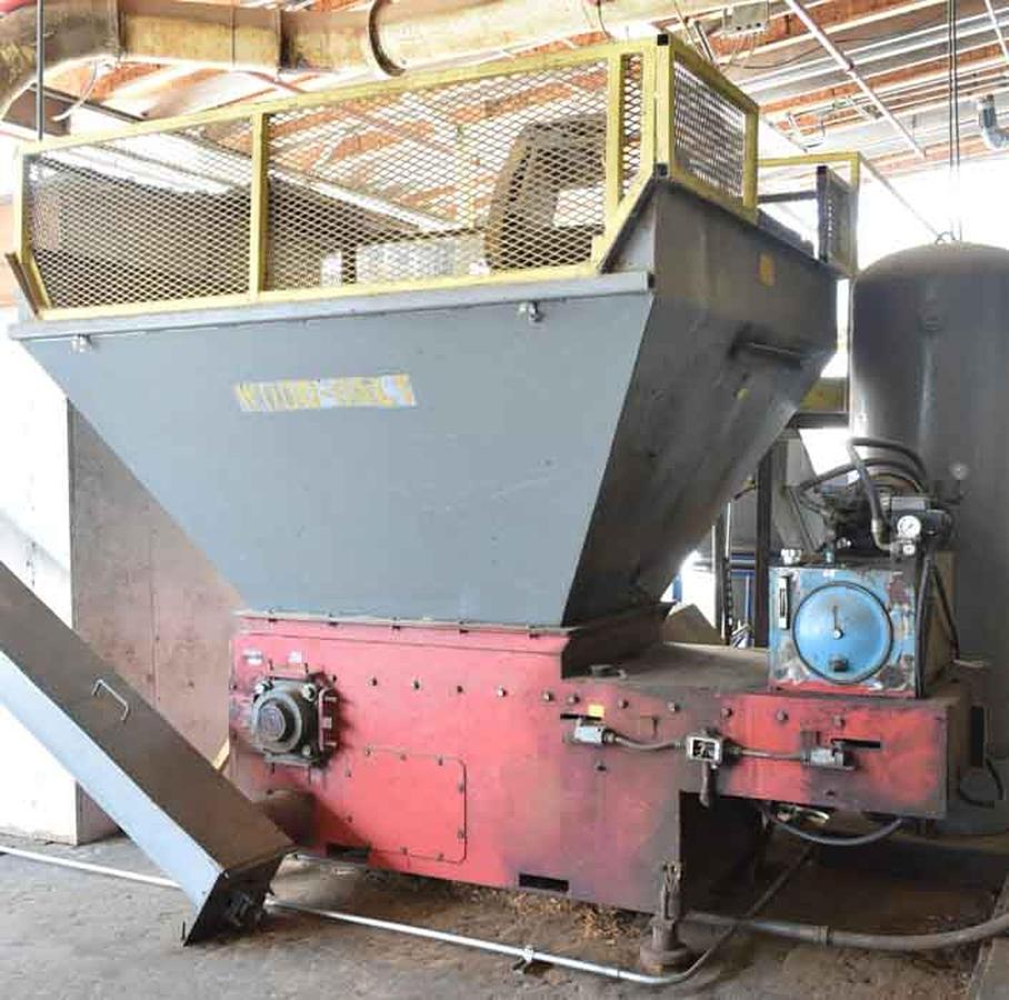 Used CRESSWOOD HF-36 VERTICAL WOOD WASTE GRINDER