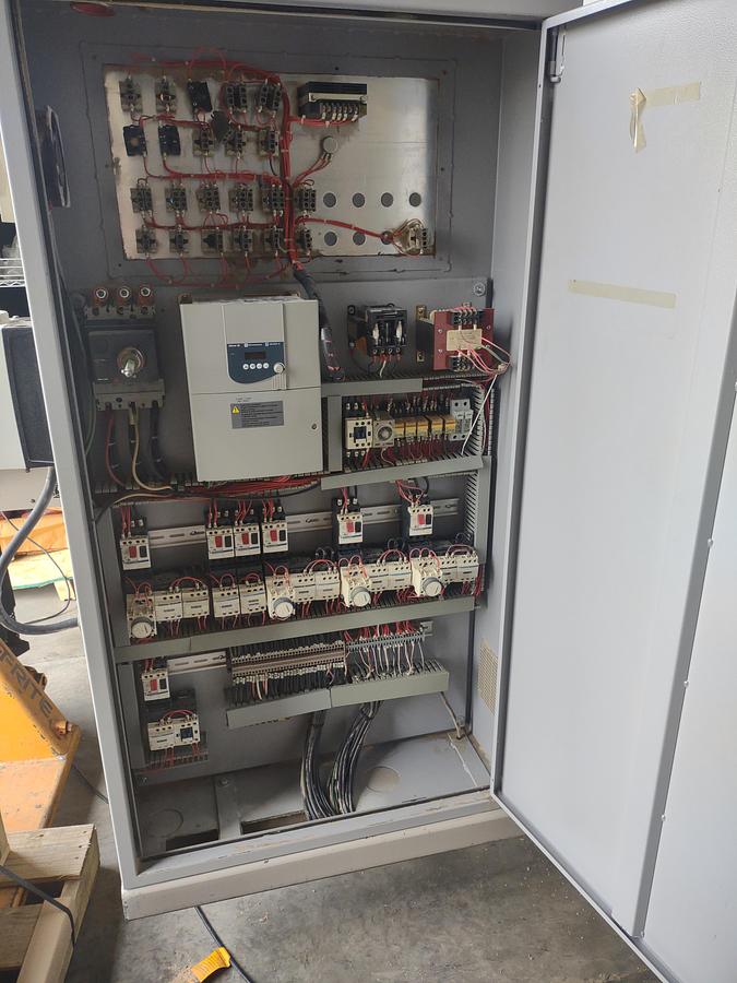 Used USED (GND) GN SERIES 6 X 9, 6-SPINDLE MOULDER