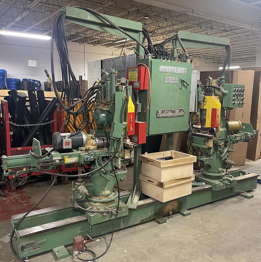 Used MEDALIST-BELL 424A 80" DOUBLE-END TRIM AND BORE MACHINE