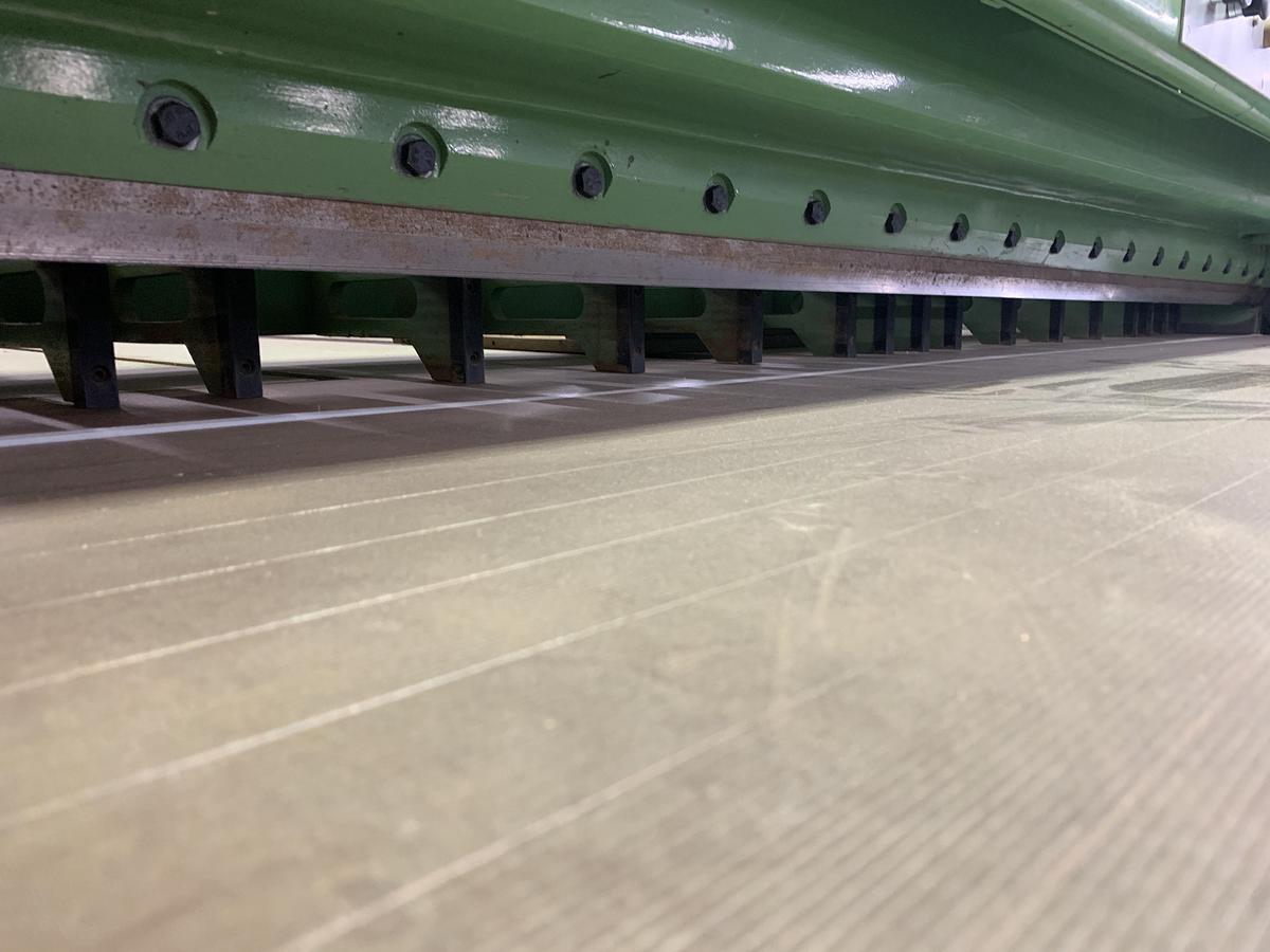 Used TORWEGGE H45 VENEER JOINTER GUILLOTINE MACHINE