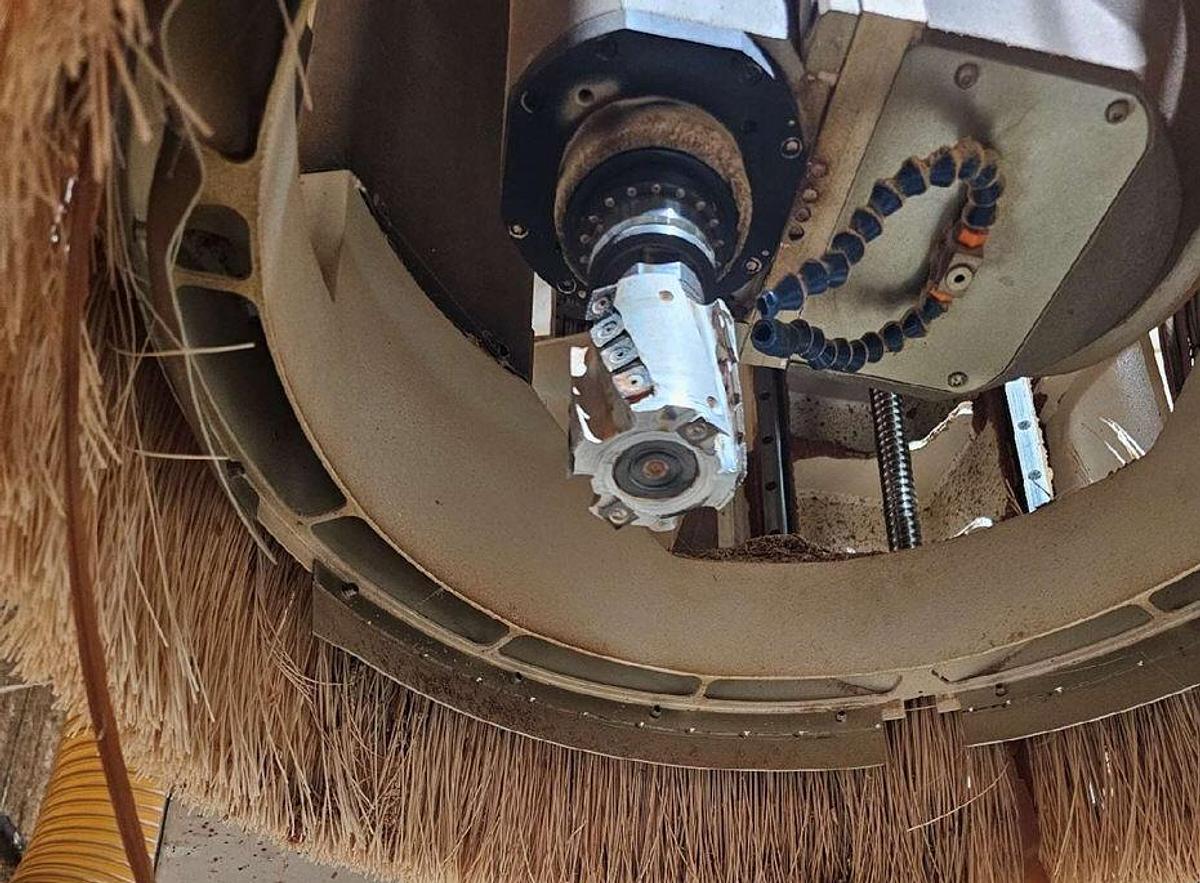 Used SCM ACCORD 50-FX, 5' x 20', 5-AXIS CNC POD & RAIL WORK-CENTER