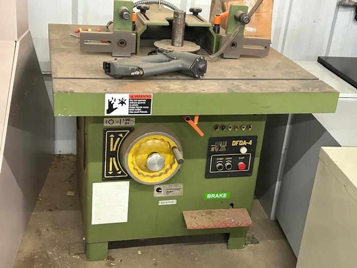 Used FOD DFDA-4 HEAVY-DUTY SINGLE-SPINDLE SHAPER