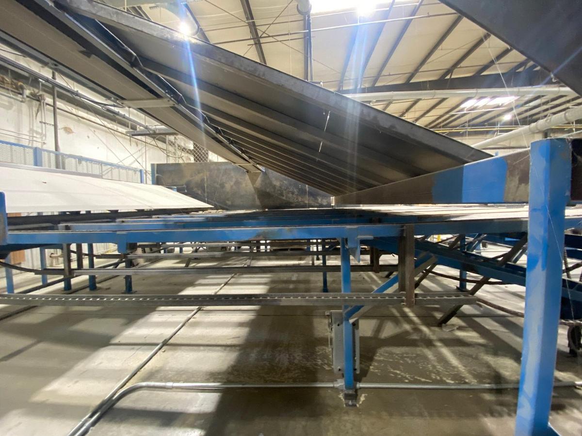 Used COMBINATION POWER BELT CONVEYORS & CHAIN-DECKS MATERIAL-HANDLING SYSTEM