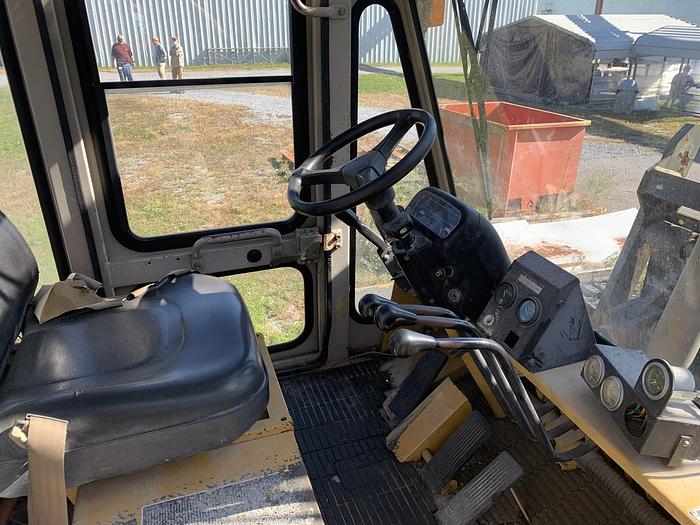 Used CATERPILLAR DP-150, 30,000 LB DIESEL FORK-LIFT