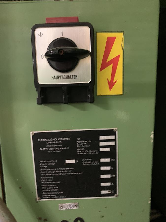 Used TORWEGGE H45 VENEER JOINTER GUILLOTINE MACHINE