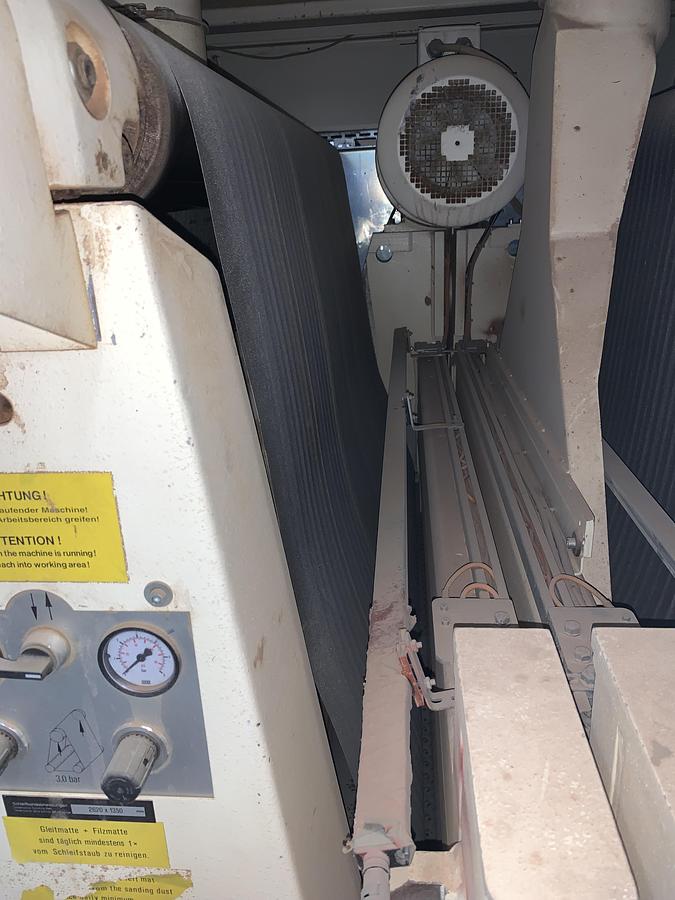 Used HEESEMANN LSM-8, 52", 4-HEAD WIDE-BELT FINISH SANDER