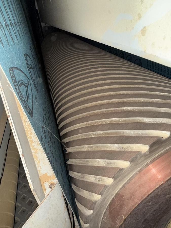 Used VIET CHALLENGE 3333, 52", 3-HEAD WIDE-BELT SANDER