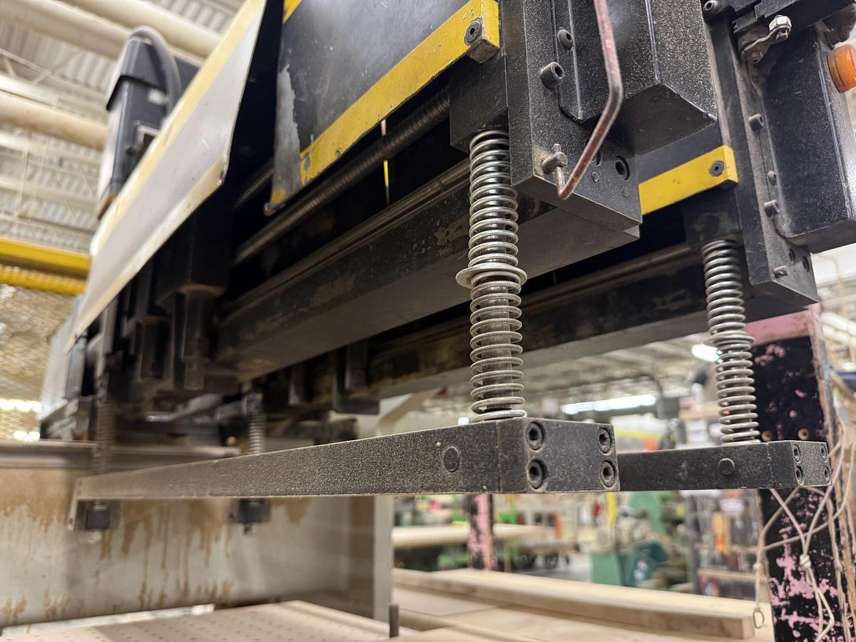 Used MCKNIGHT-MILLER, M-410 CNC MULTI-SPINDLE VERTICAL BORING