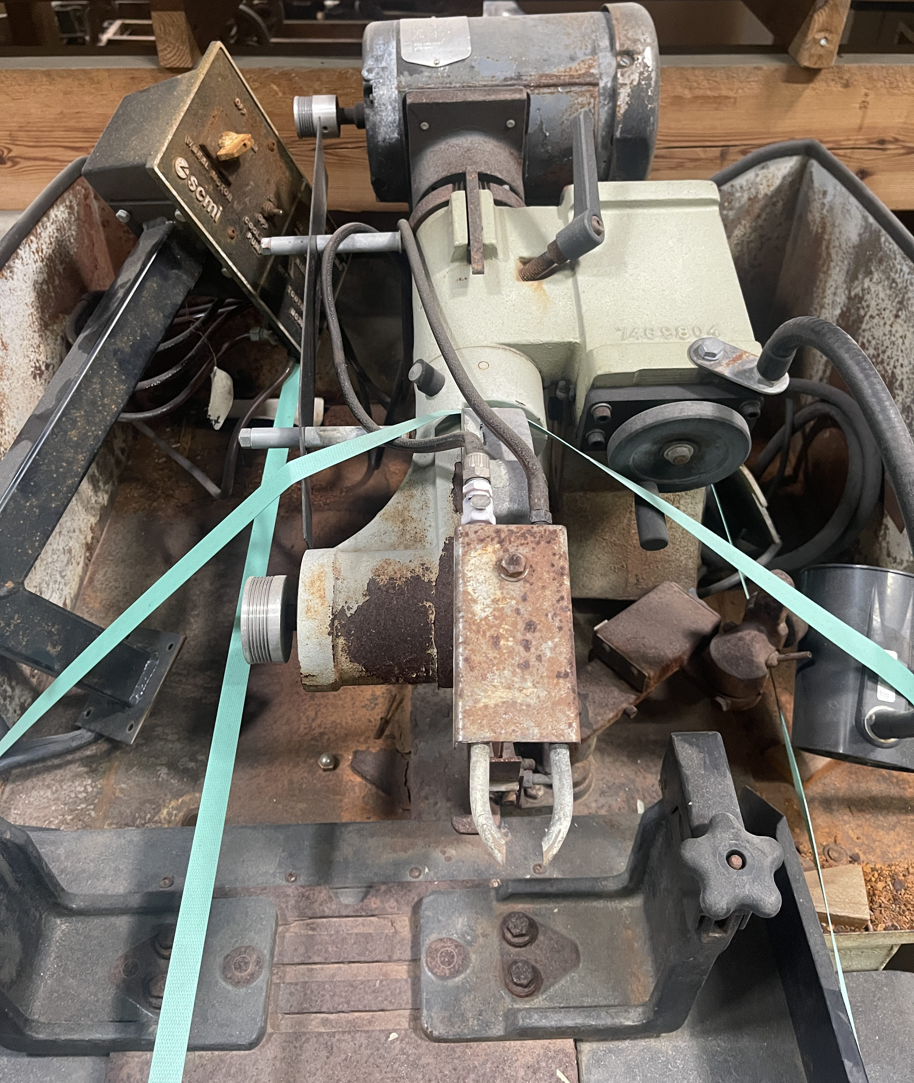 Used SCMI 746 PROFILE GRINDER