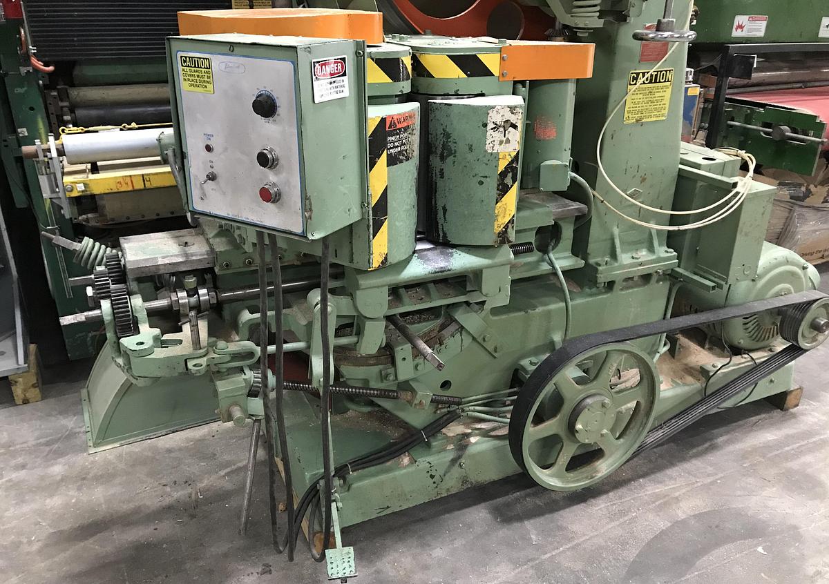 Used TURNER E-42, 42" VERTICAL RESAW