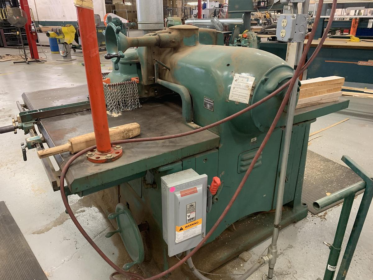 Used MATTISON 202 STRAIGHT LINE RIPSAW 