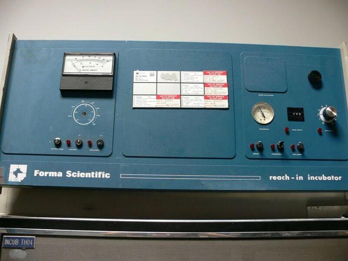 For parts or not working Forma 3940 Low Temp Incubator / Environmental Chamber Temp. 0 - 60 ºC