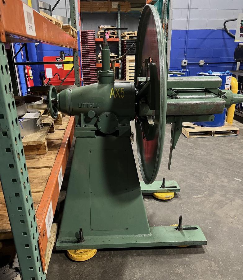Used 4000 LBS LITTELL MODEL 40-18, MOTORIZED UNCOILER
