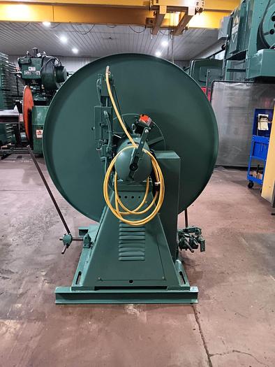 Used 4000 LBS LITTELL MODEL 40-24 MOTORIZED UNCOILER