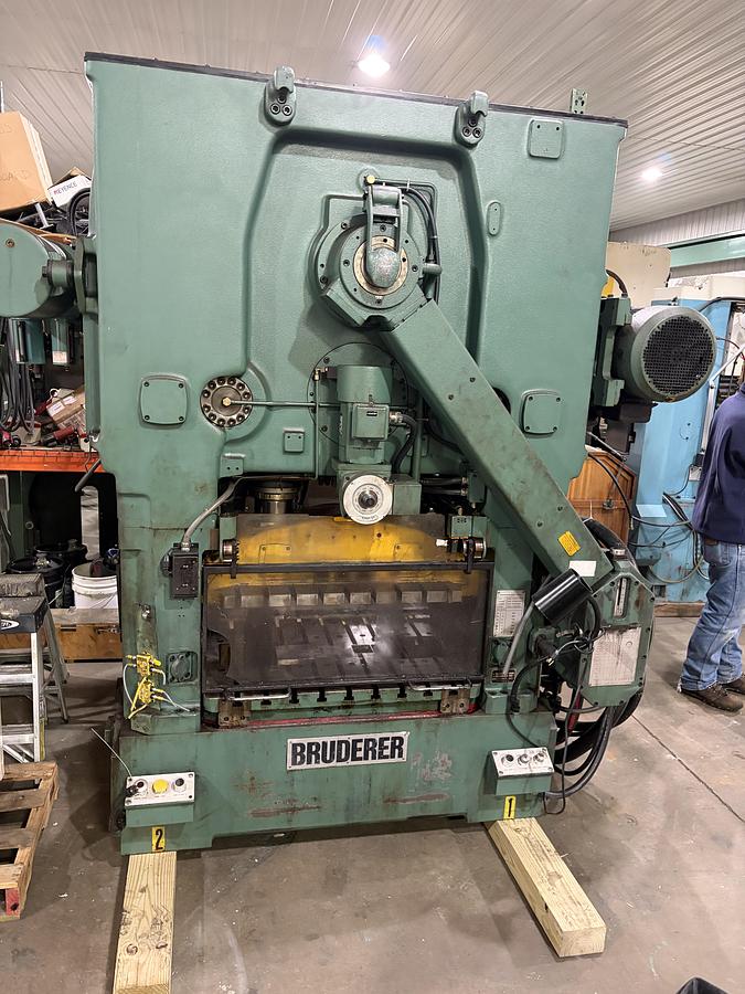 Used BRUDERER BSTA 60HL *