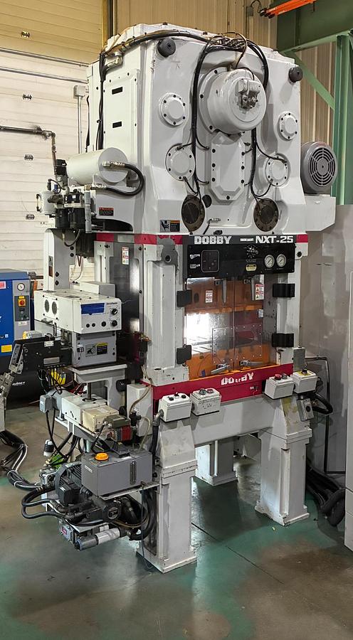 Used 2000 YAMADA DOBBY NXT251