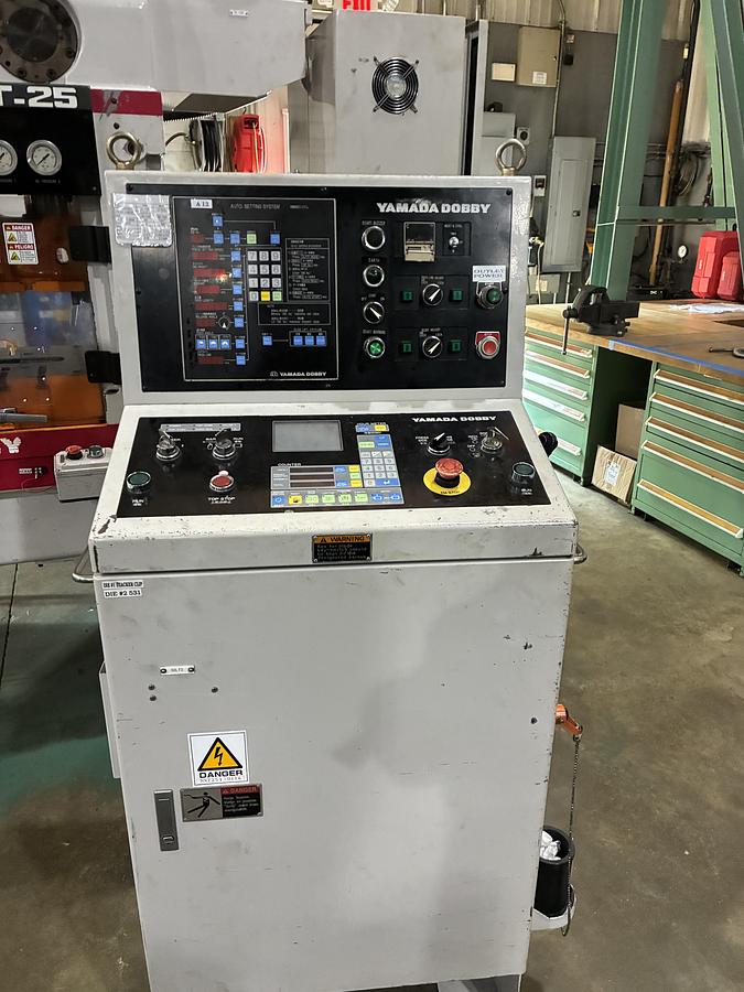 Used 2000 YAMADA DOBBY NXT251