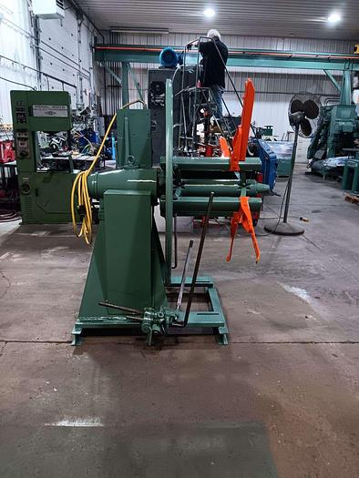 Used 4000 LBS LITTELL MODEL 40-24 MOTORIZED UNCOILER