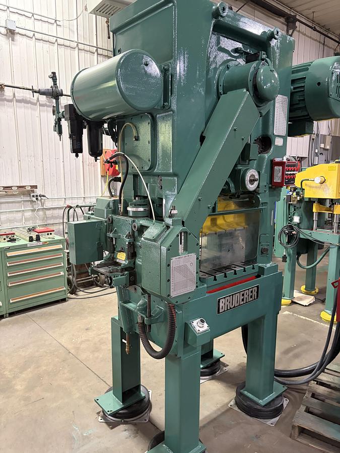 Used BRUDERER BSTA 30II with WINTRISS SMART PAC PRO