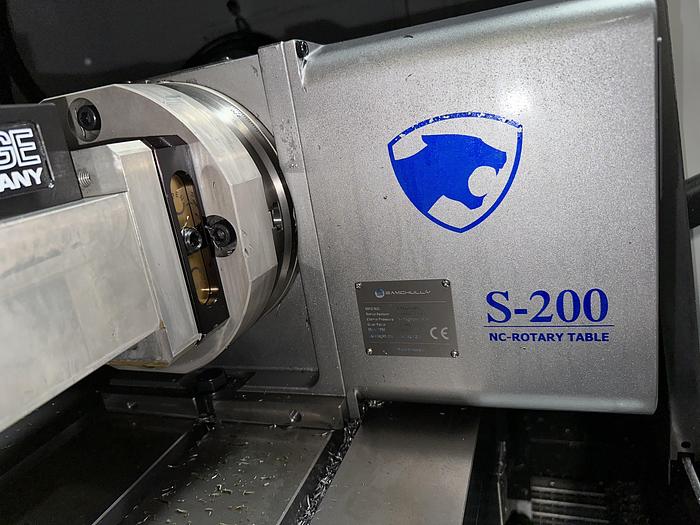Used 2021 DOOSAN DNM 5700 4-Axis CNC Vertical Machining Center
