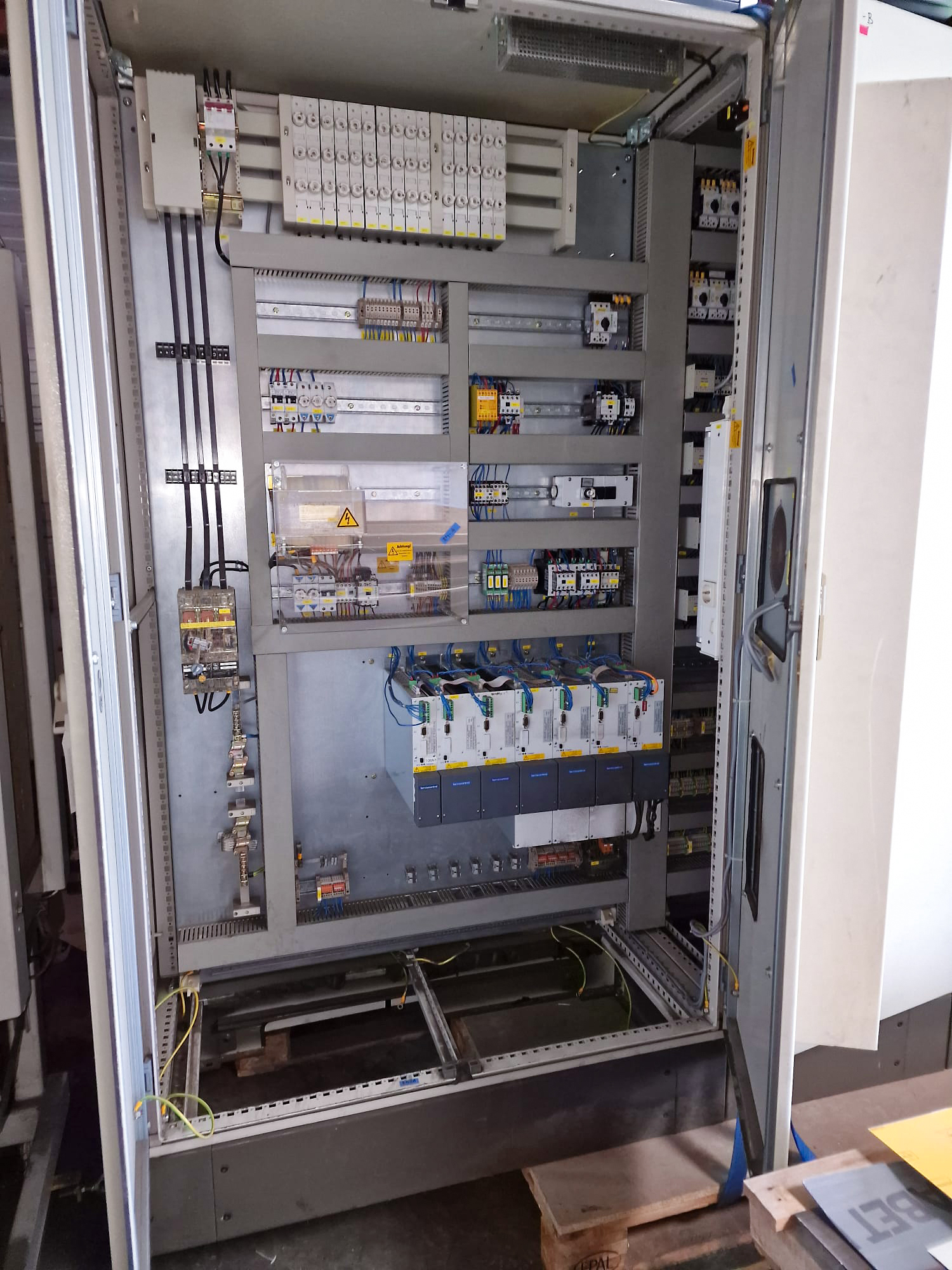 Used MAW L-DB-1/4 - In-line Drilling System - 1999