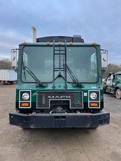 Used 2007 Mack MR 690 sx Rear Load Garbage Truck