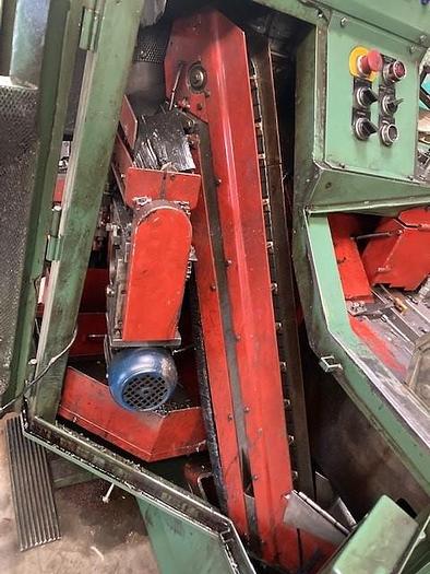 Utilisé Presses à double frappe avec roulage 