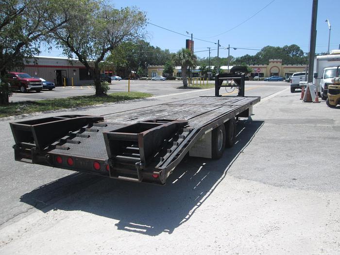 Used 28' Anderson Gooseneck Trailer