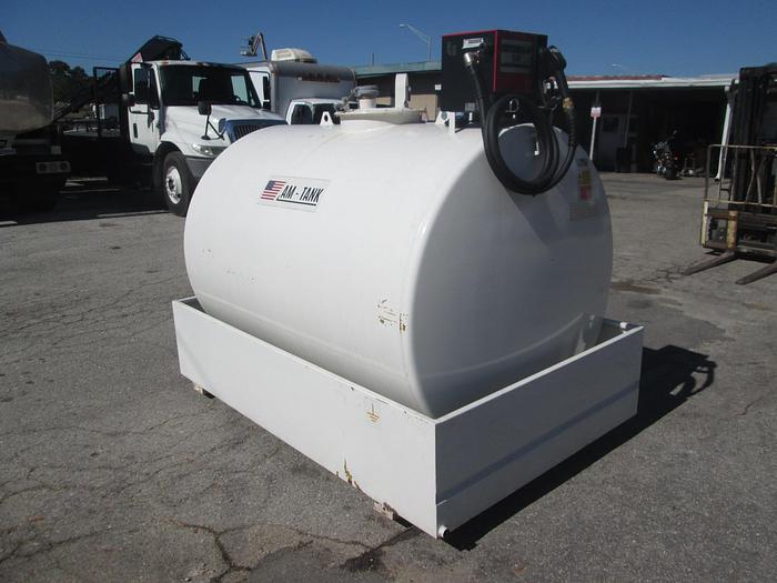 New 800 Gallon Fuel Tank with Containment