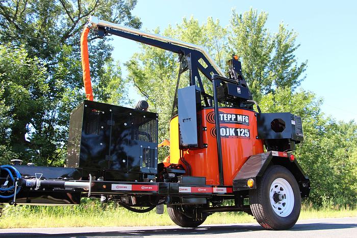 OJK-V Oil Jacketed Crack Sealer Vertical