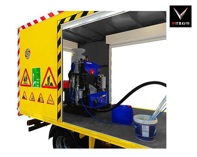 Road Marking Truck ROADMASTER 5 - 1 Paint Pump
