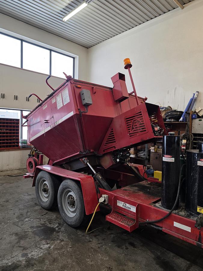 Used 2018 Falcon 4 Ton Asphalt Hotbox Trailer