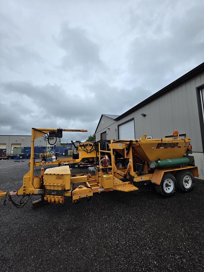 Used 2015 Spaulding Mfg 4 Ton Asphalt Hotbox