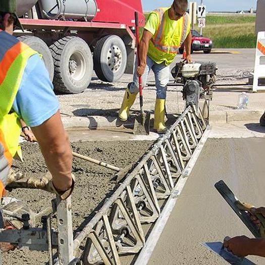 VIBRATORY TRUSS SCREED