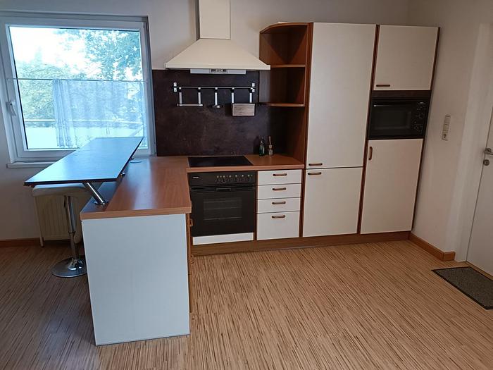 Gebraucht Küche mit Frühstücksplatz und E Geräte gebraucht