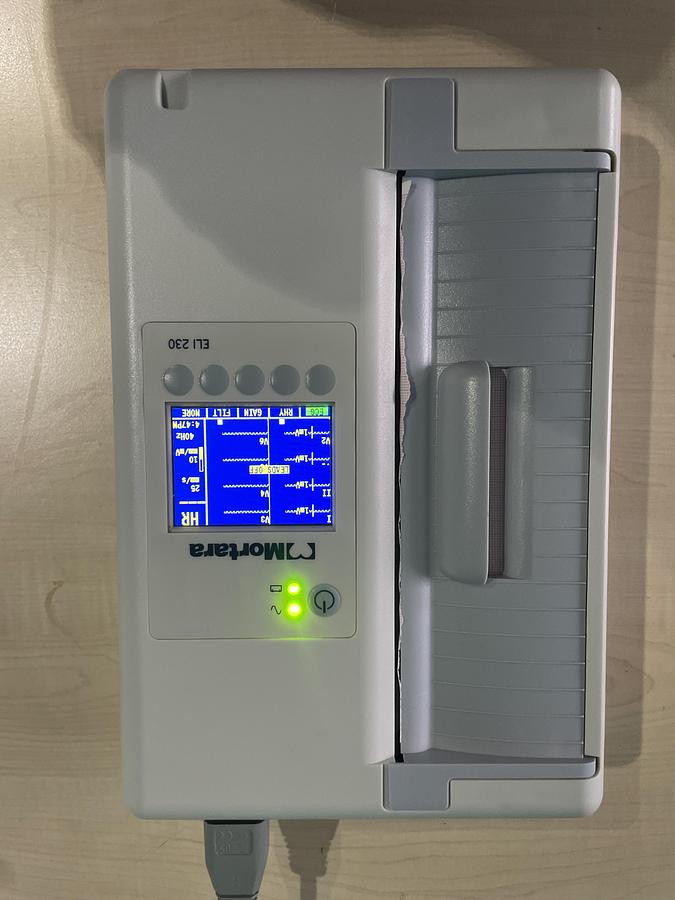 Gebraucht Mortara ELI™ 230 EKG-Gerät 