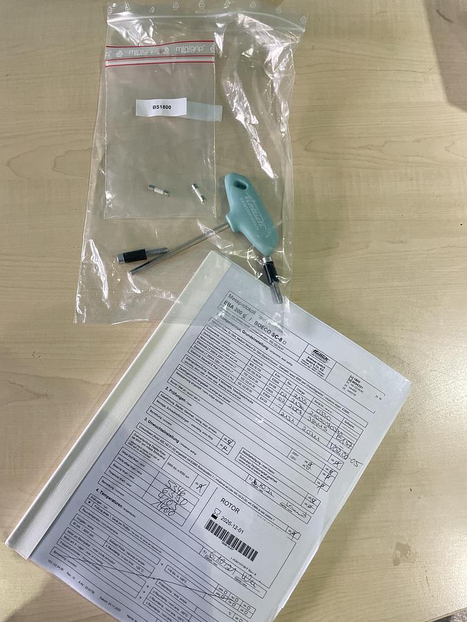 Gebraucht Hettich EBA 200 Tischzentrifuge für Blut und Urinproben