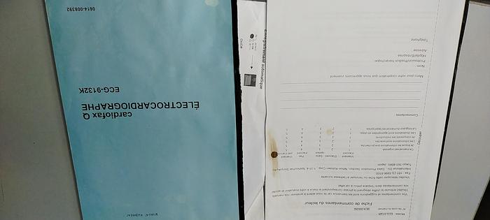 Gebraucht NIHON KOHDEN Cardiofax EKG-Gerät auf Trolley